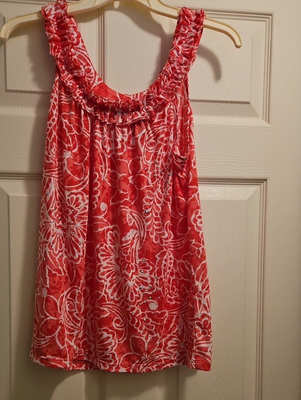 INC International Concepts Coral & White Floral Tank